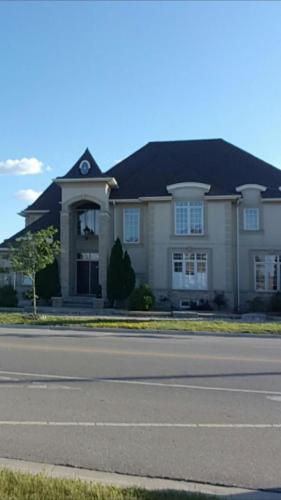 Roof Replacement Mississauga