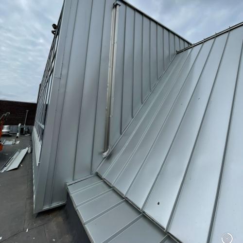 24 gauge smartlock standing seam panels in Brampton